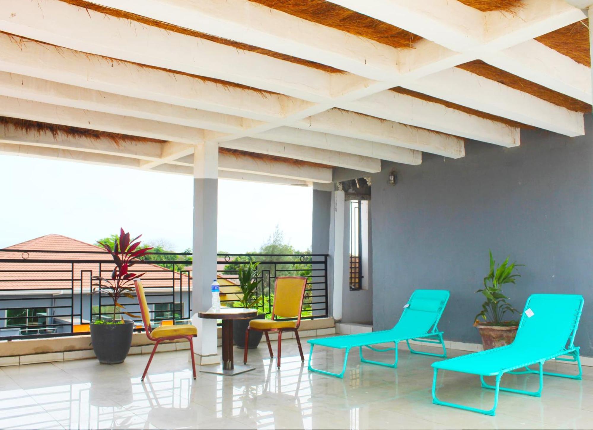 Mb Properties - Brufut Garden Apartments Esterno foto